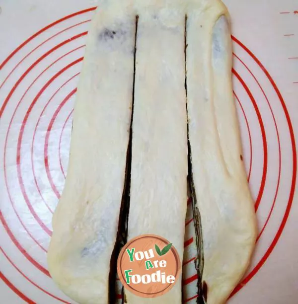 Bean paste toast