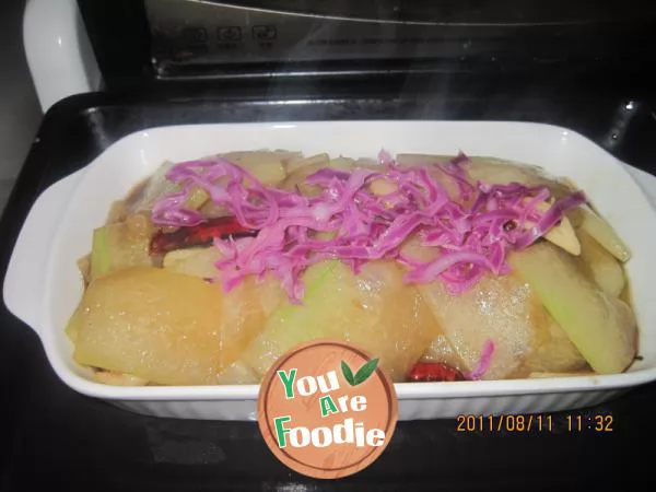Fried white gourd in oil