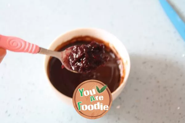 [jam chocolate tower]: a delicious crispy tower