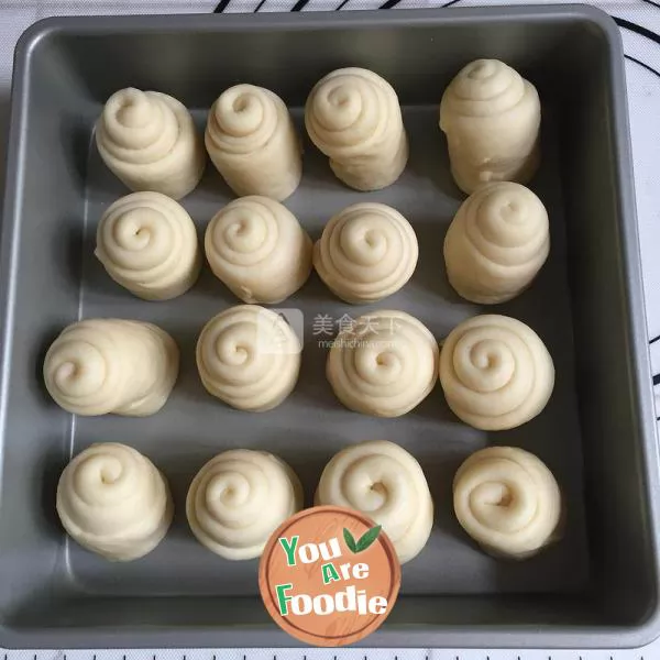 Small honey bread