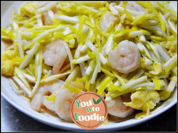 Fried-shrimps-with-egg-and-garlic