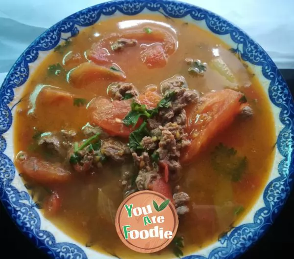 Tomato beef sour soup