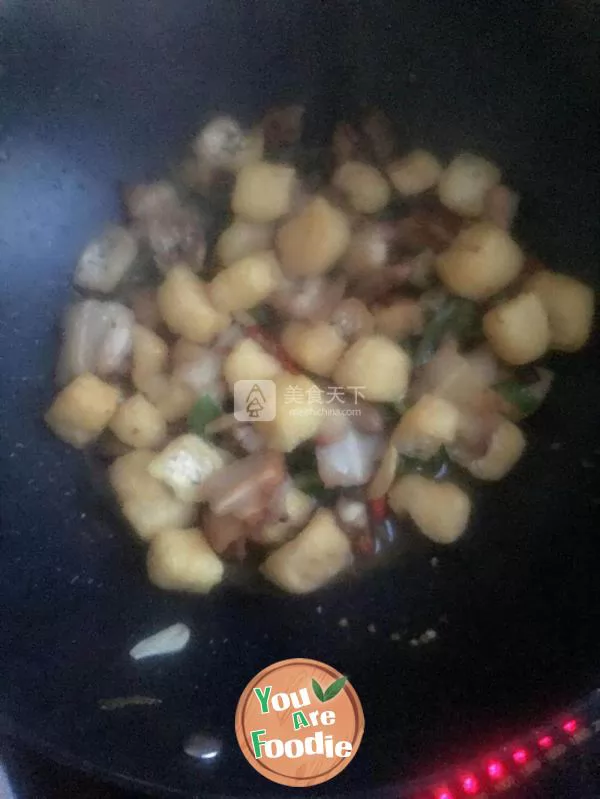 Fried pork with Tofu