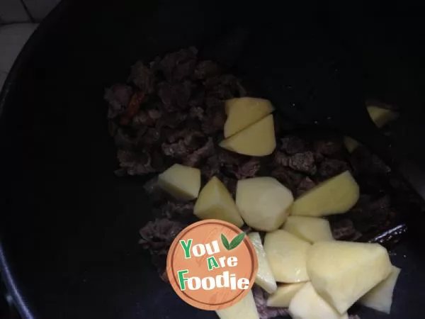 Winter dietary supplement --- Braised Beef Brisket with potatoes