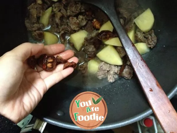 Winter dietary supplement --- Braised Beef Brisket with potatoes