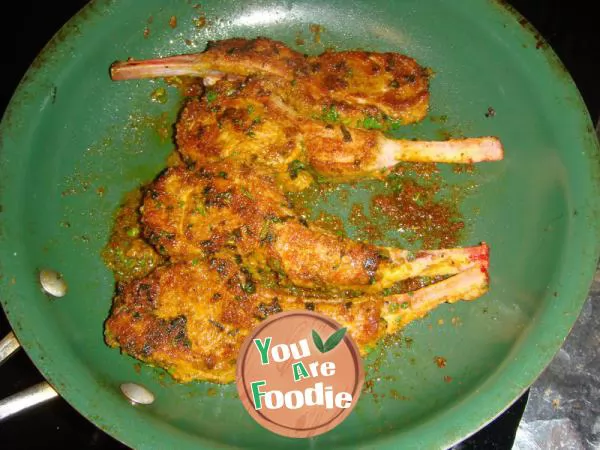 Fried Lamb Chop with mango and mint