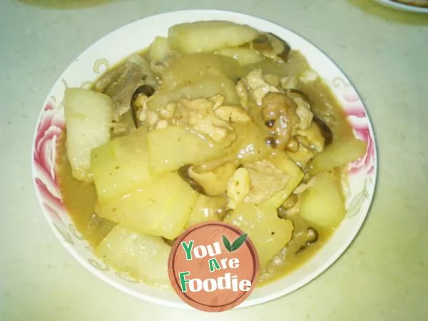 Braised pork slices with mushrooms and white gourd