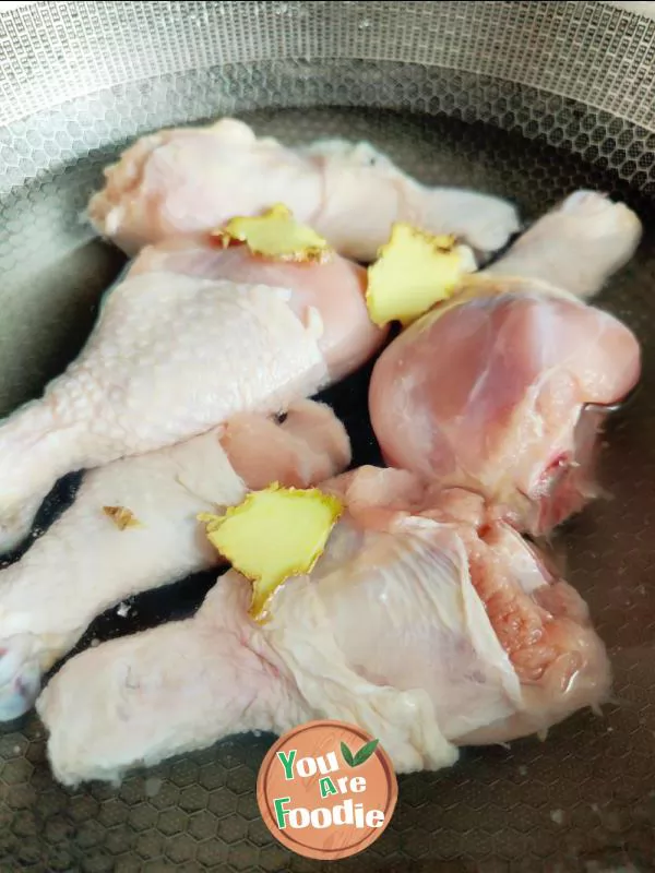 Chicken leg with scallion oil