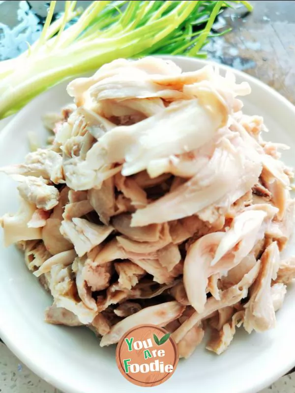 Chicken leg with scallion oil