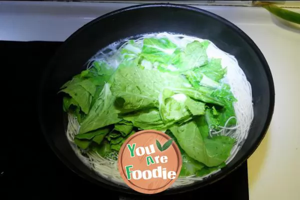 Boiled noodles with mutton