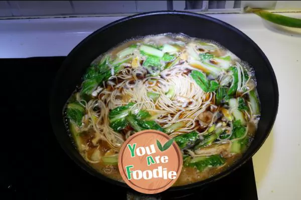Boiled noodles with mutton