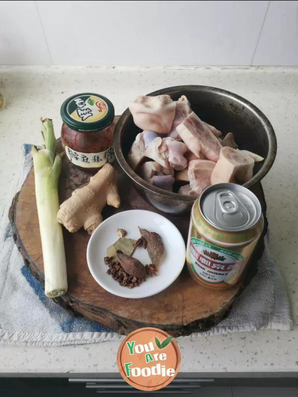 Spicy pig feet