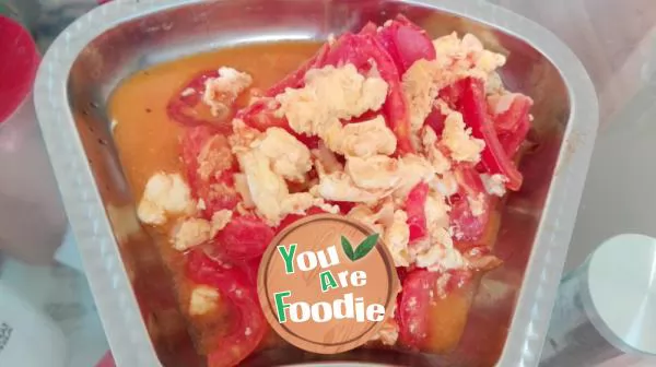 Scrambled Eggs with Tomato