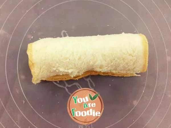 Golden toast roll, no duplicate in the morning of 365 days