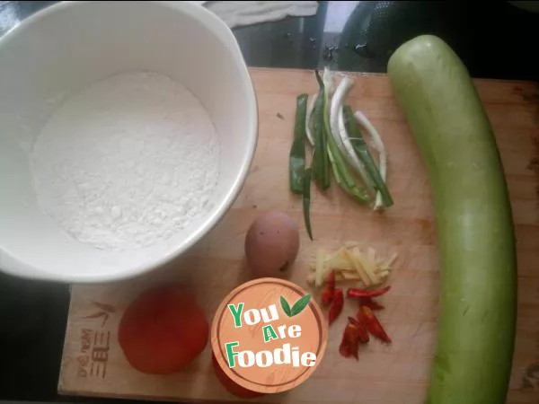 Yishan's mother's tomato and bottle gourd cake
