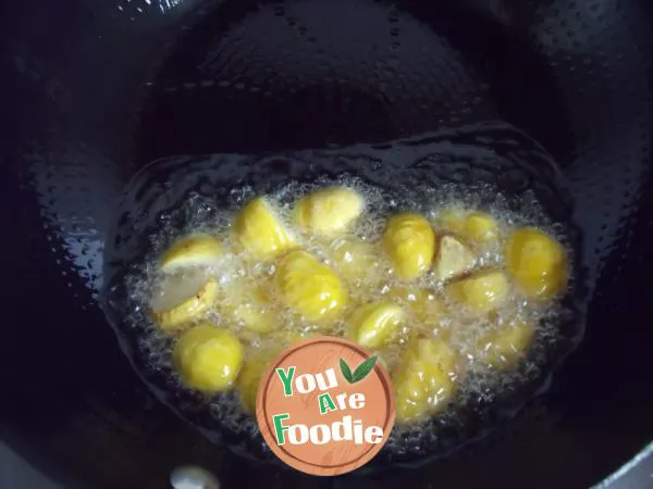 Home style tonic meal in golden autumn --- Chestnut Chicken Rice