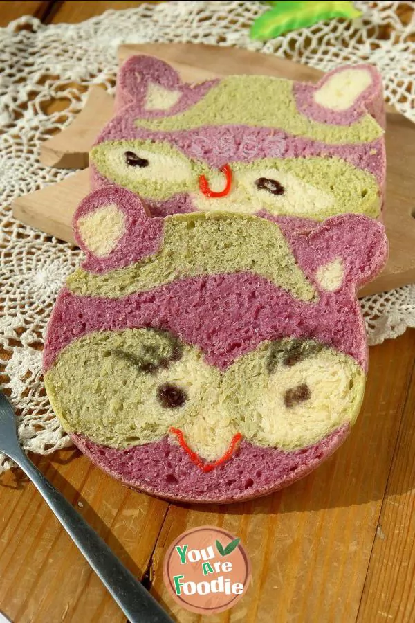 Mengmeng-bear-soup-bread