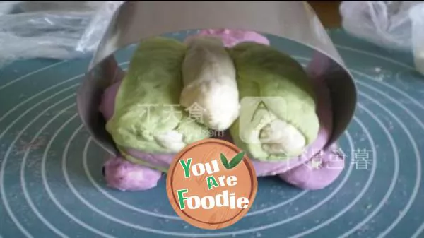 Mengmeng bear soup bread