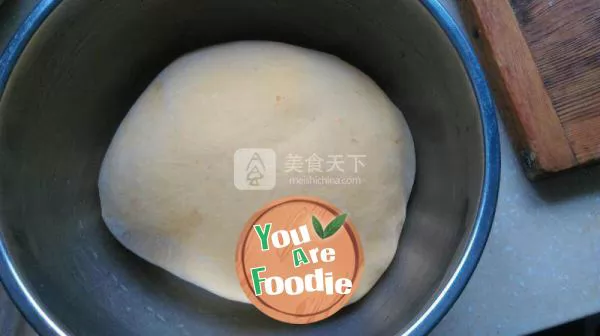 Rose roll (pumpkin, purple potato) steamed bun