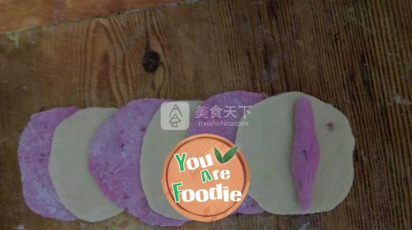 Rose roll (pumpkin, purple potato) steamed bun