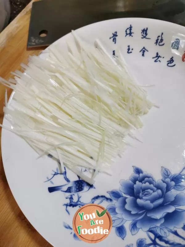 Sauteed Shredded Pork in Sweet Bean Sauce