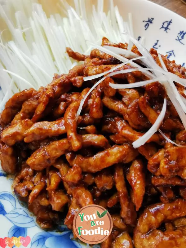Sauteed Shredded Pork in Sweet Bean Sauce
