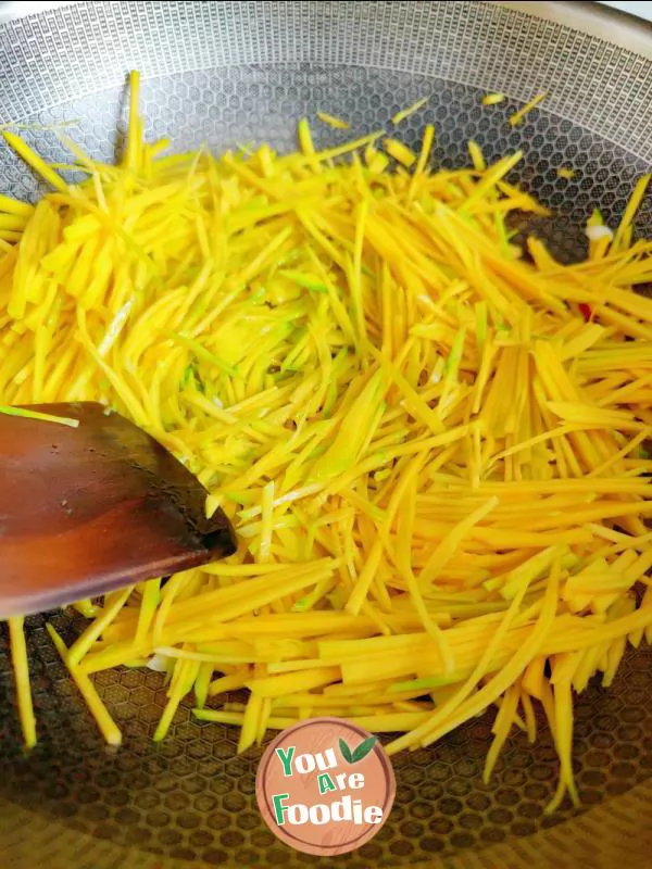 Fried shredded pumpkin