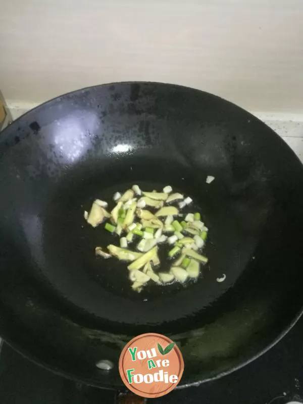 Fried squid in soy sauce