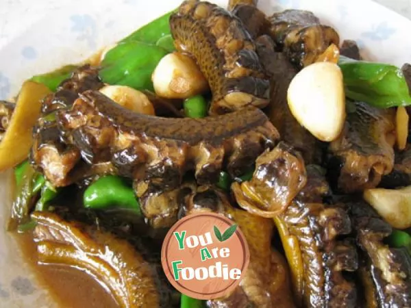 Braised eel in brown sauce Braised eel in brown sauce