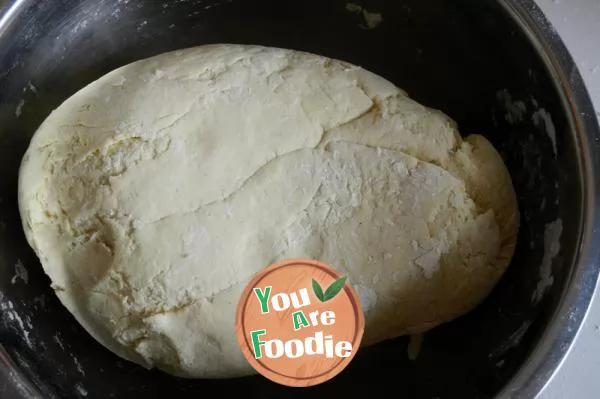 Corn flour and scallion rolls