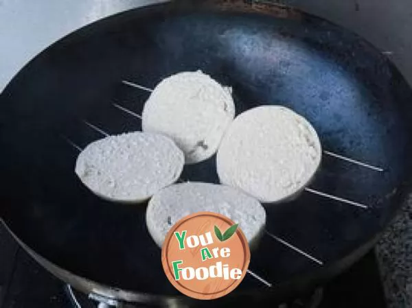 [cumin barbecue steamed bread slices]