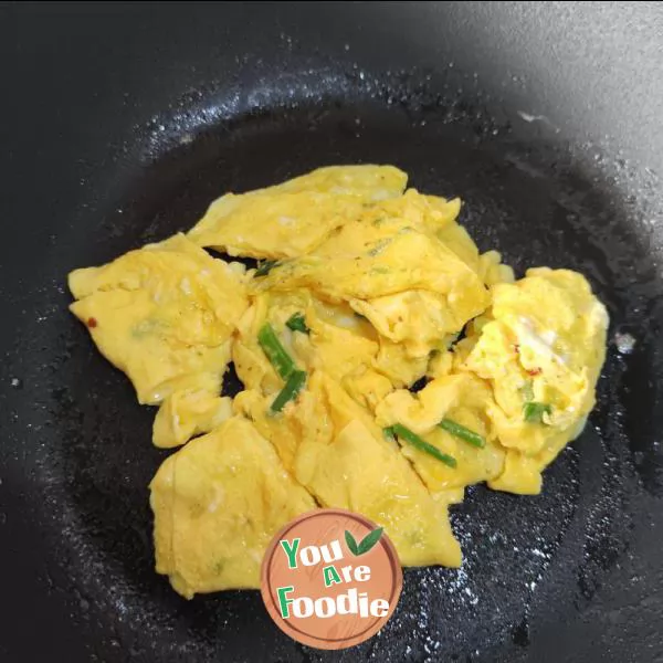 Fried Pleurotus eryngii with eggs