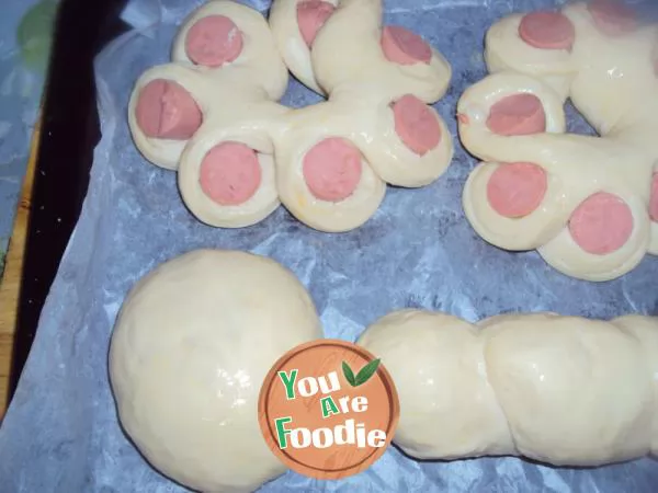 Ham Bread with petals