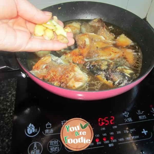 Boiled fish with vegetables