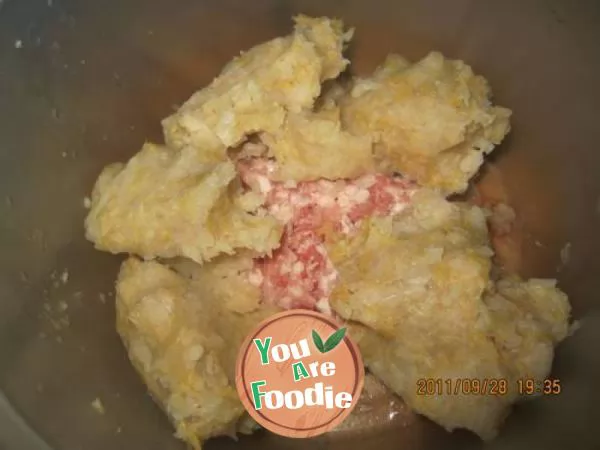 dumpling of pickled Chinese cabbage