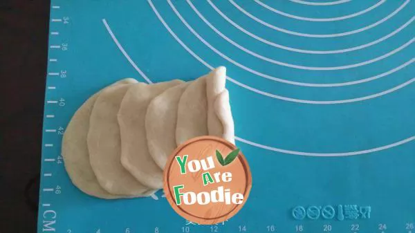 Rose bread