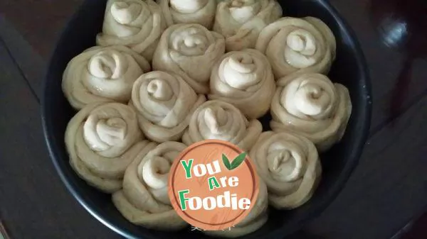 Rose bread