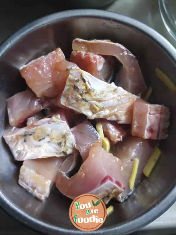 Steamed fish Brisket with chopped pepper