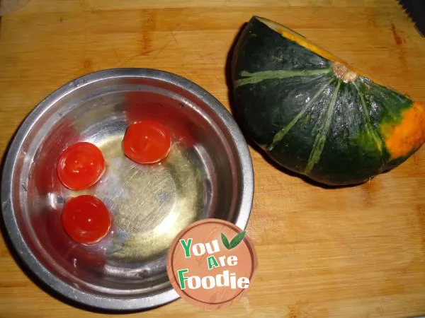 Egg-yolk pumpkin