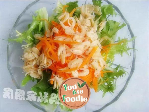 Shrimp skin mixed with bitter Chrysanthemum
