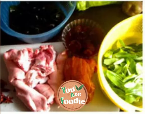 Pig's trotters stew