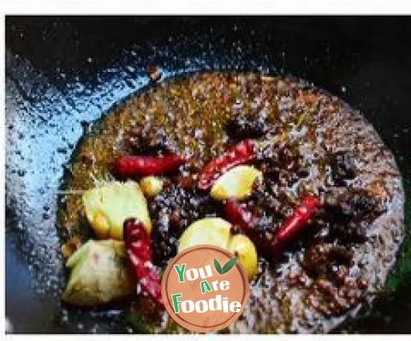 Stewed radish with beef brisket