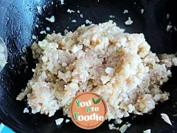 Gluttonous snack --- crispy Lotus Root Cake