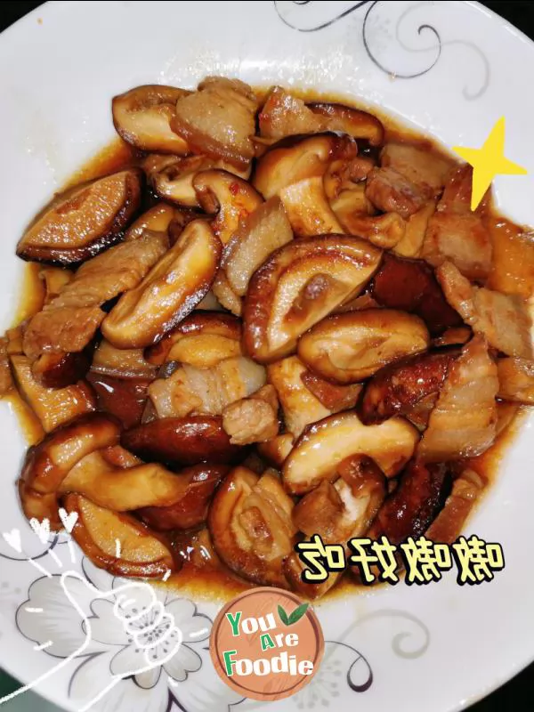 Fried pork with mushrooms
