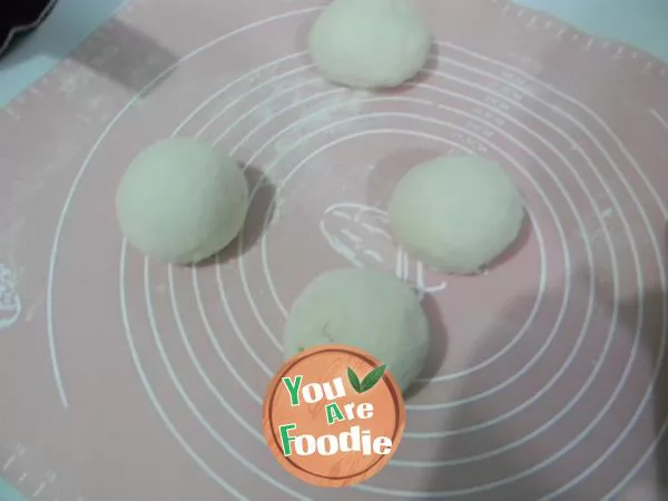 Milk flavored bean paste cake