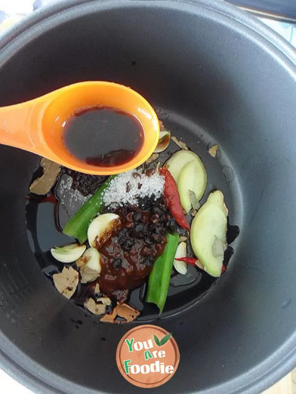 [marinated] home made marinated meat and eggs (with the method of quickly boiling eggs)
