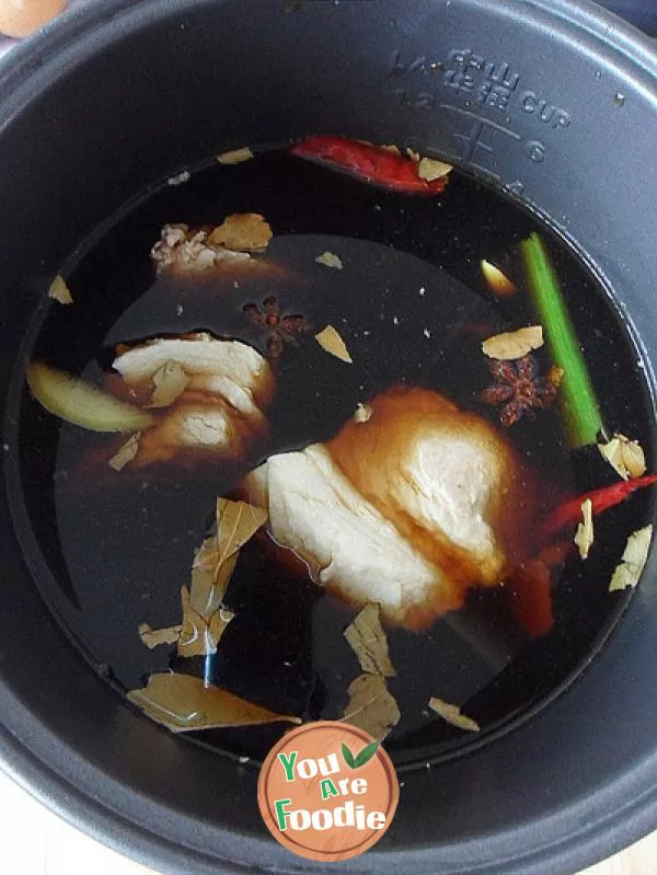 [marinated] home made marinated meat and eggs (with the method of quickly boiling eggs)