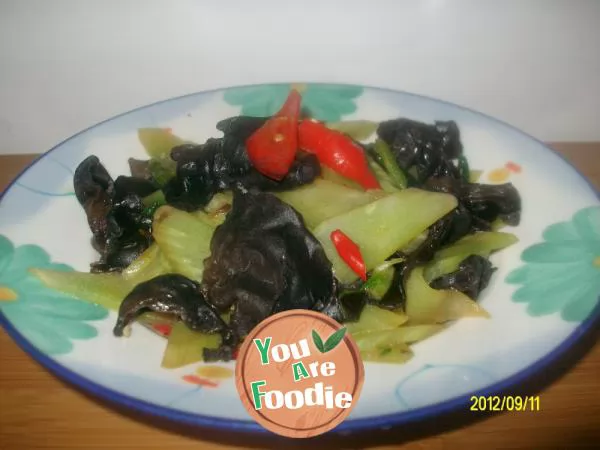 Health food -- braised lettuce with agaric