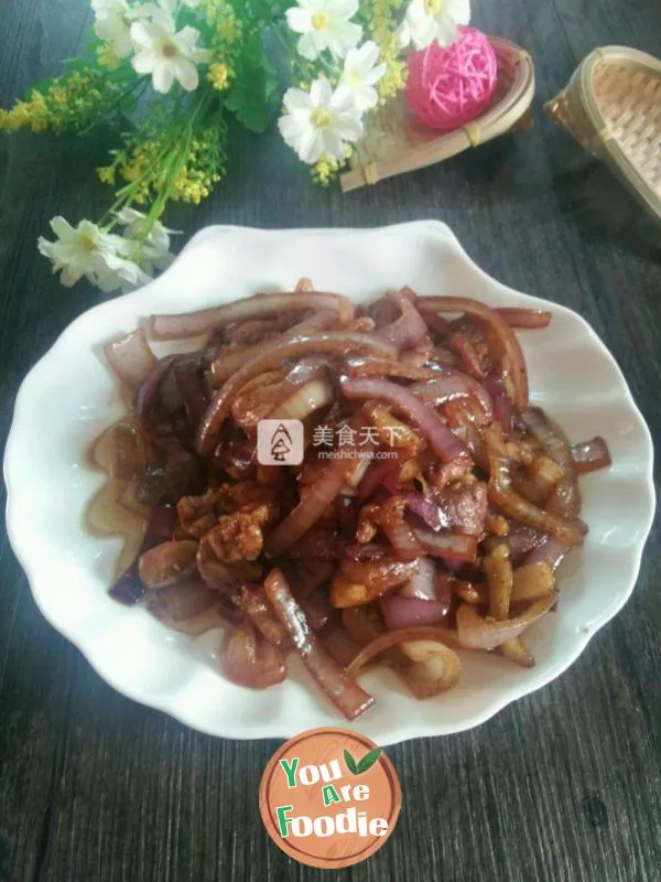 Fried meat with onion