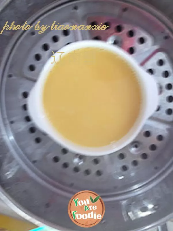 Stewed egg with sea cucumber